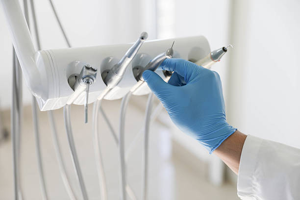 Professional Tooth Extraction technician working in Minco, OK